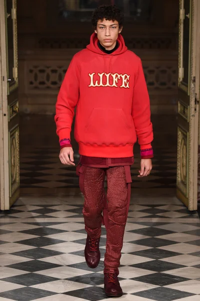 Look 11